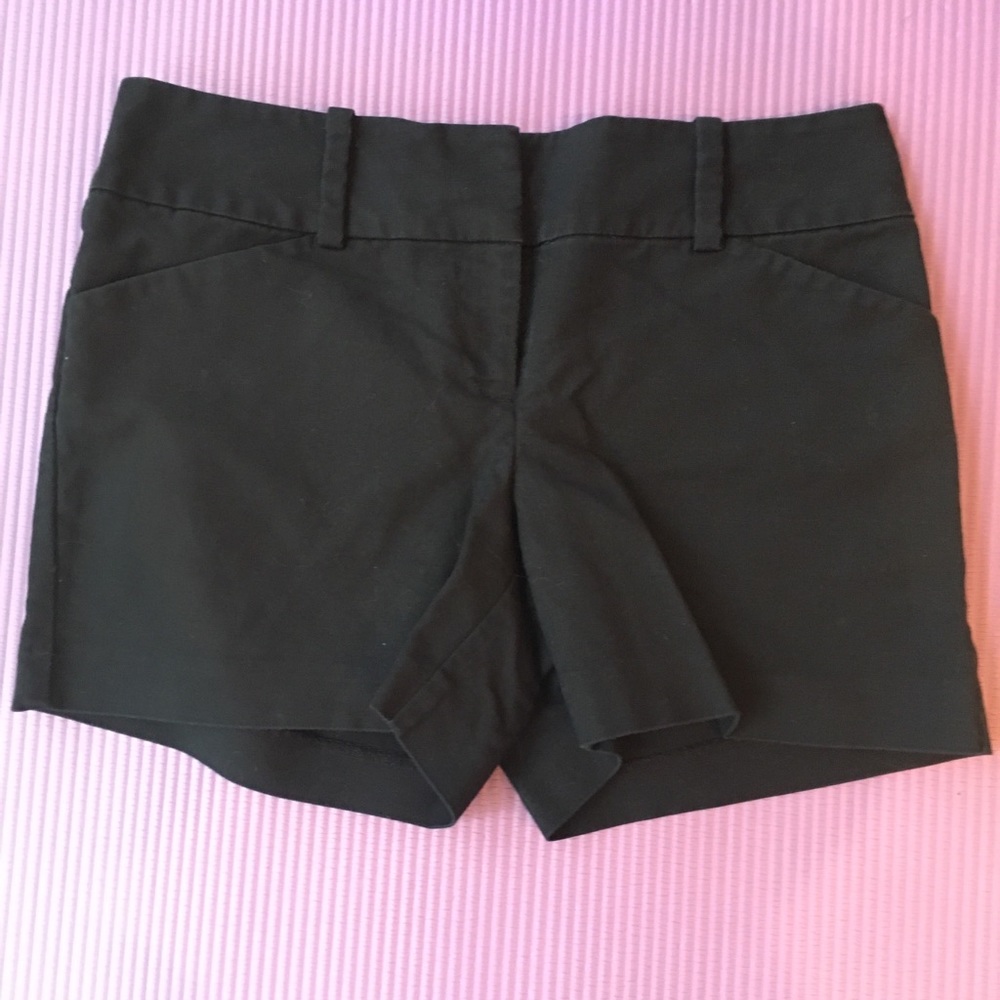 Ann Taylor Black Shorts Size 4